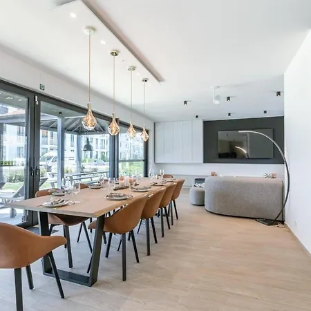 Huswell - Luxurious House With Indoor Elevator In Knokke-Heist