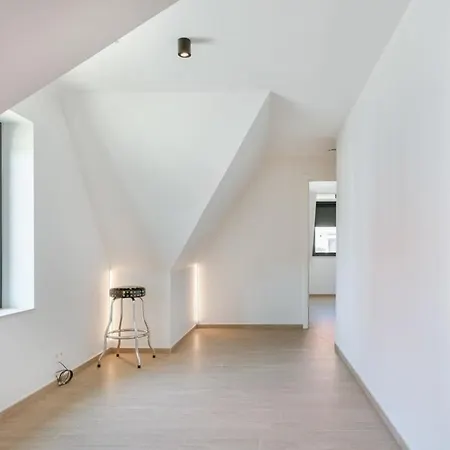 Huswell - Luxurious House With Indoor Elevator In Knokke-Heist