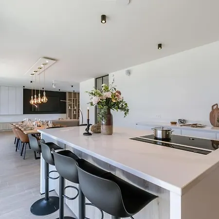 Villa Huswell - Luxurious House With Indoor Elevator In Knokke-Heist