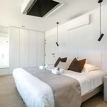 Villa Huswell - Luxurious House With Indoor Elevator In Knokke-Heist