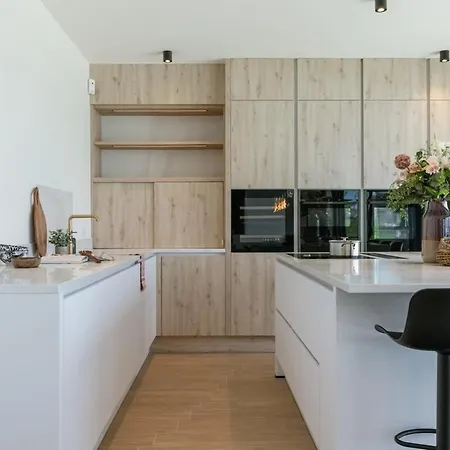 Villa Huswell - Luxurious House With Indoor Elevator In Knokke-Heist